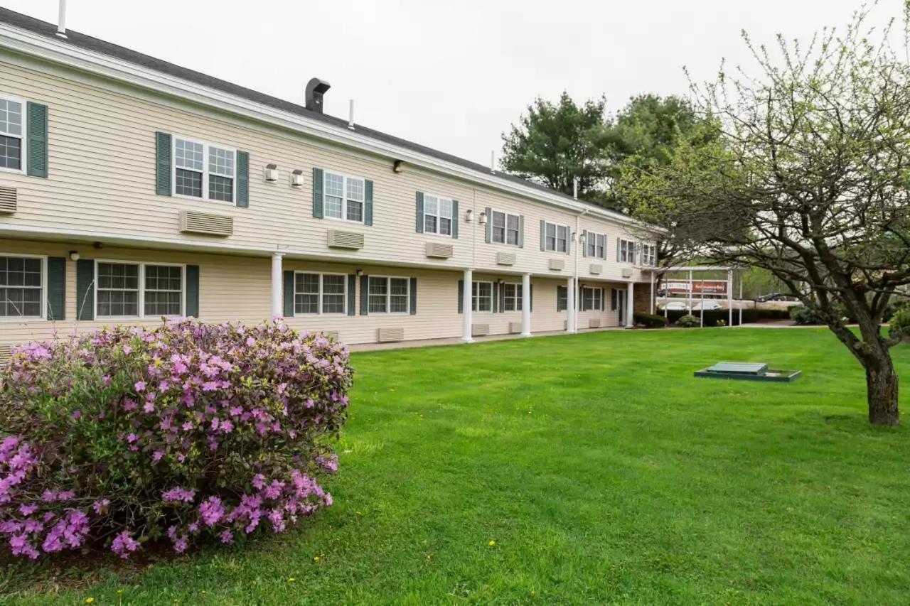 Econo Lodge Auburn Eksteriør billede
